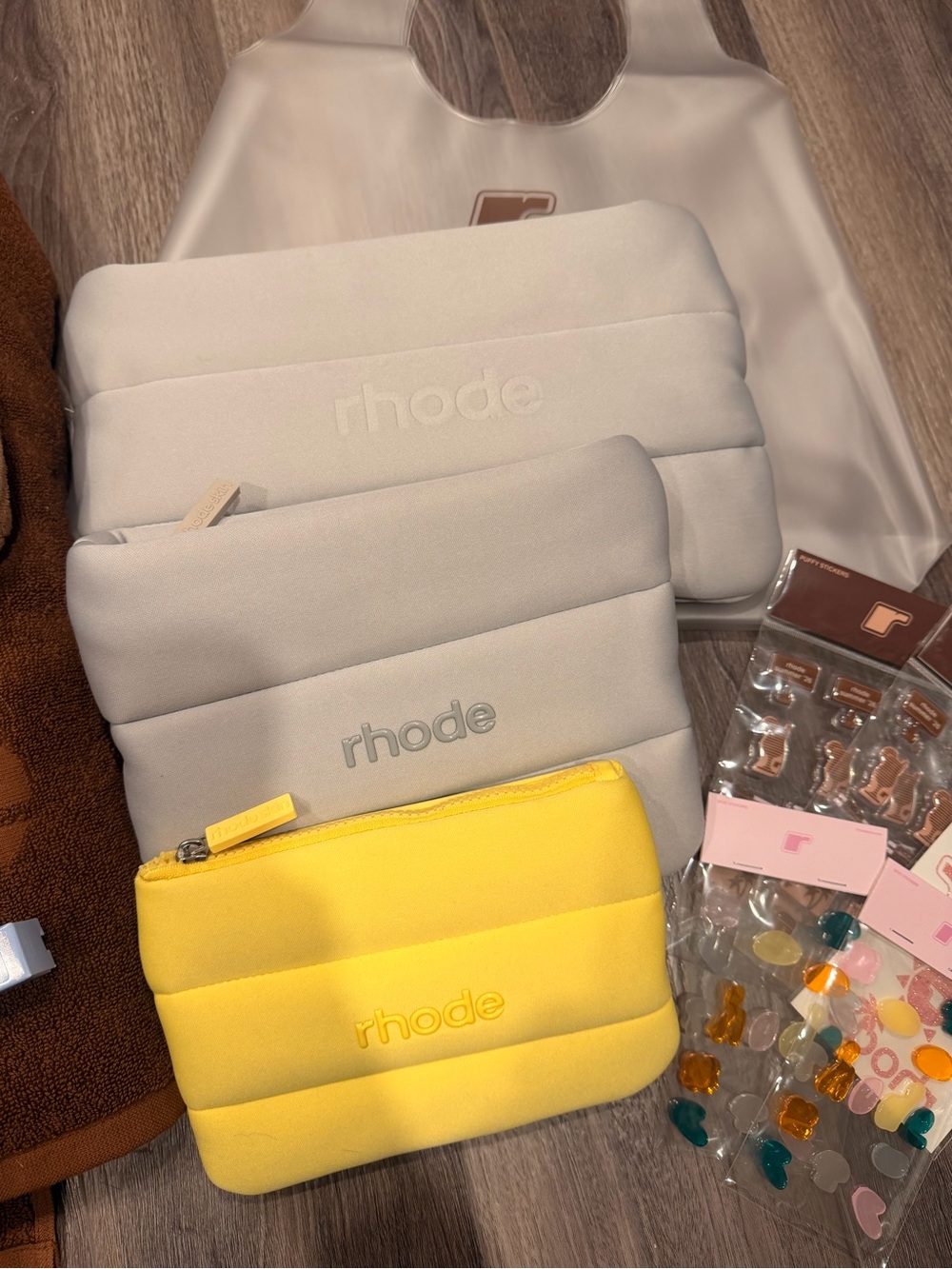 Rhode Bundle - Picture 4 of 9